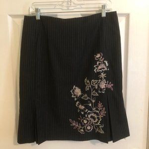 Ann Taylor LOFT embroidered skirt